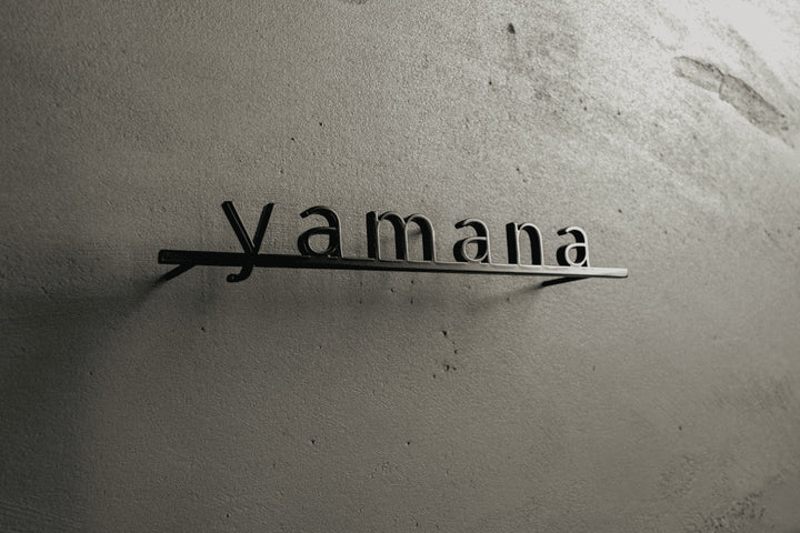 6mm厚ステンレス表札【Avenir】切り文字｜オーダーメイド｜肉厚