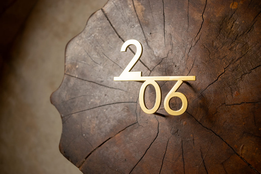 ステンレス製ルームナンバー【RAUM】マンション・集合住宅向け｜番地のみ｜オーダーメイド対応｜複数注文割引あり