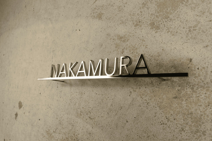 6mm厚 ステンレス製シルバー表札【Avenir shine】選べる番地オプション 極厚 オーダーメイド