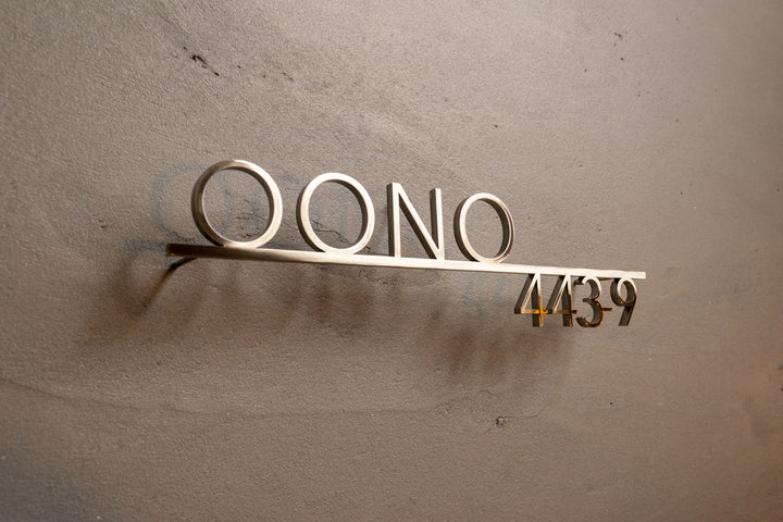 6mm厚 ステンレス製シルバー表札【Avenir shine】選べる番地オプション 極厚 オーダーメイド