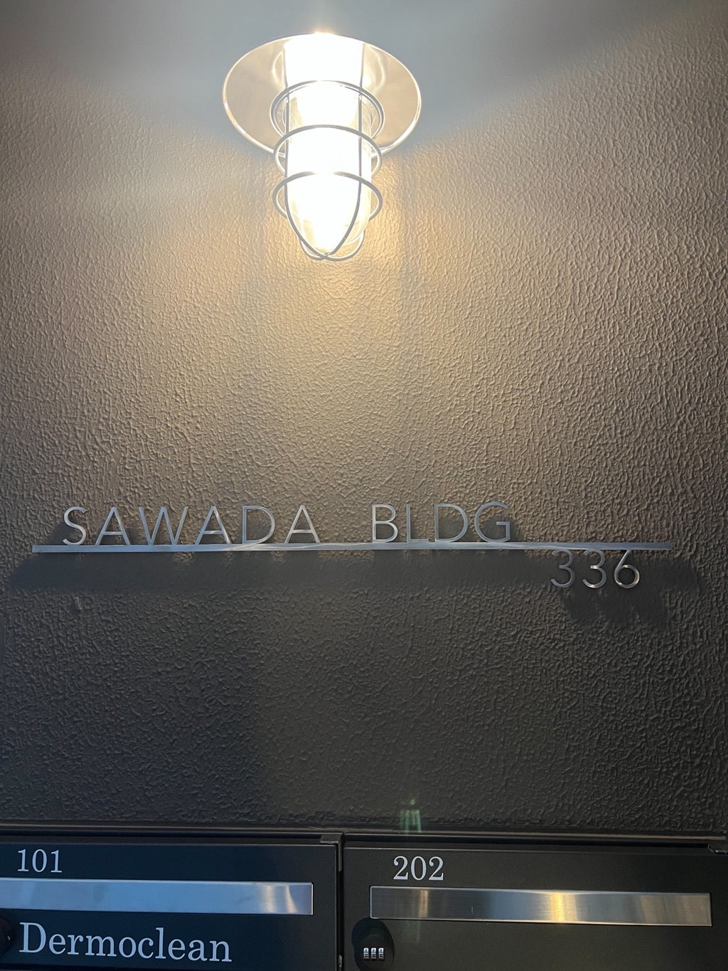 6mm厚 ステンレス製シルバー表札【Avenir shine】選べる番地オプション 極厚 オーダーメイド