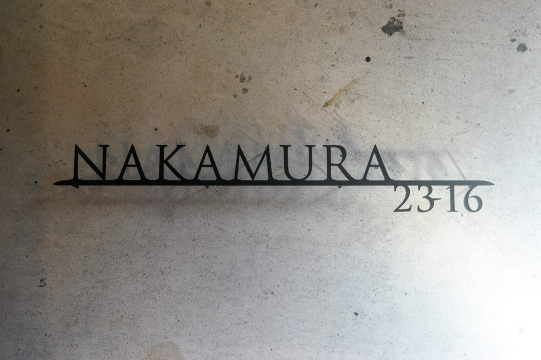 ステンレス表札【TRAJAN】切り文字｜オーダーメイド｜選べるカラー