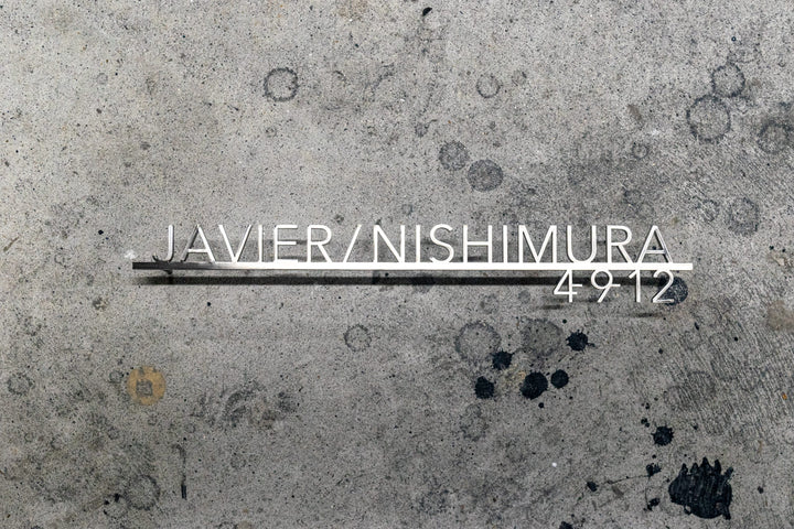 6mm厚 ステンレス2世帯表札【Avenir DX】選べる番地オプション オーダーメイド 連名