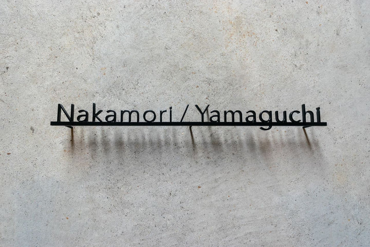 6mm厚 ステンレス2世帯表札【Avenir DX】選べる番地オプション オーダーメイド 連名