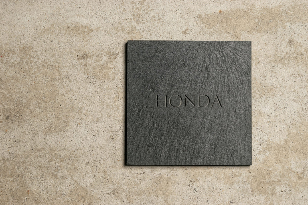 スレート表札【揺らぎ -Yuragi-】｜玄昌石 ｜150角タイル｜取り外し可能な簡単取付｜マンション・アパートにも