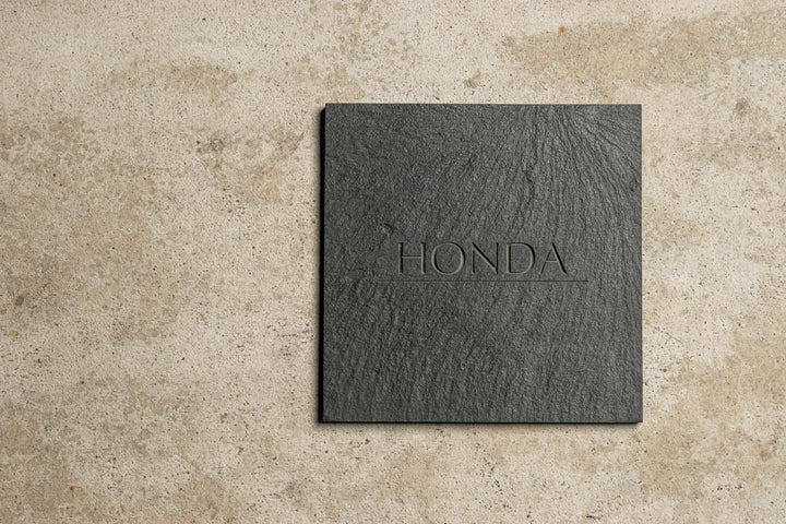 スレート表札【揺らぎ -Yuragi-】｜玄昌石 ｜150角タイル｜取り外し可能な簡単取付｜マンション・アパートにも