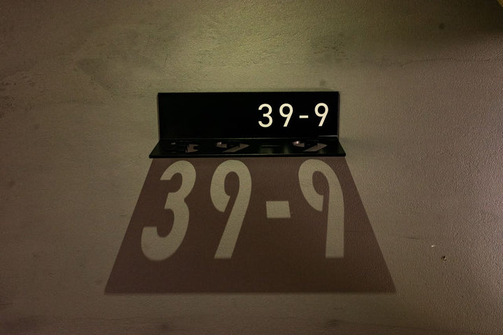 影を映し出す表札【Shadow】オーダーメイド｜番地表札｜ハウスナンバー｜個性的｜ライトアップ