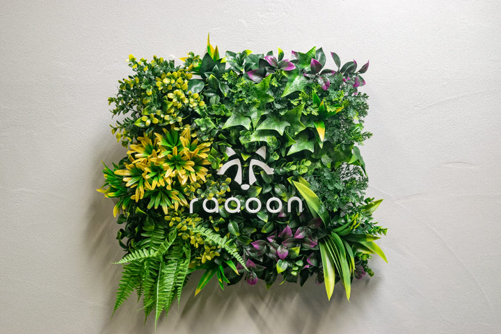 フェイクグリーン看板【Midoria】オーダーメイド製作｜お店やオフィスを彩るサインボード